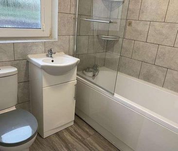 King Street, Desborough, Northants, NN14 - Photo 3