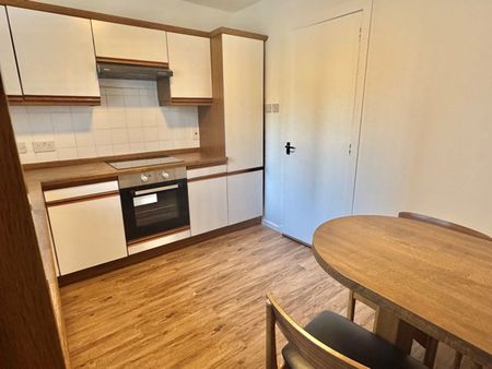Flat A, 738 Great Northern Road, AB24 2GF, Aberdeen - Photo 2