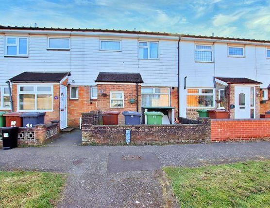 Byron Avenue, Borehamwood WD6, London - Photo 1