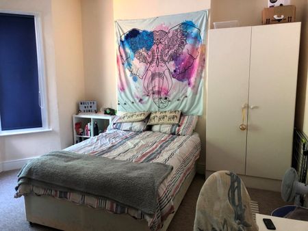 6 Bed Terraced House, Jacobs Wells Road, BS8 - Photo 3