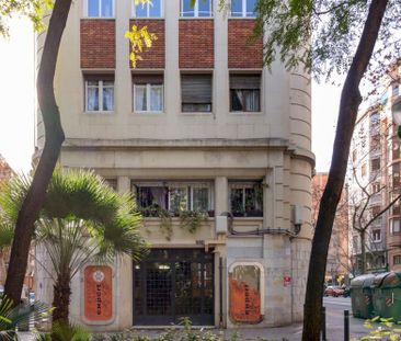 &nbsp;Spacious double room in calle Valencia&nbsp; - Photo 2