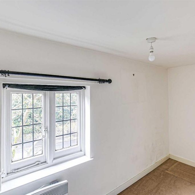 2 bedroom cottage to rent - Photo 1