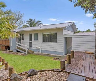 Tidy 2 bedroom Home - Photo 4