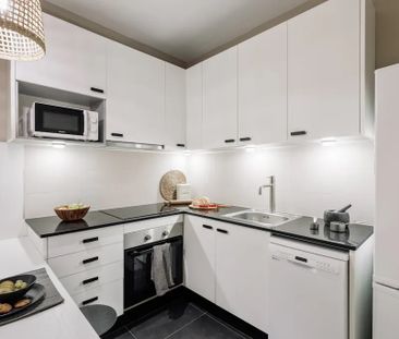 Carrer de Còrsega, Barcelona, Catalonia 08036 - Photo 6