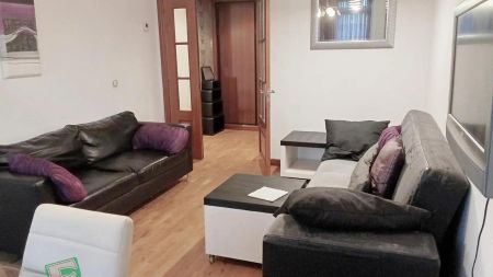 Piso de alquiler en Historiador Juan Uria, Milán - Pumarín - Photo 2