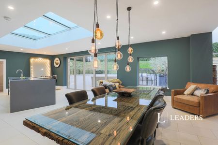 5 bedroom house to rent Bentham Lane, Bentham, Cheltenham, GL51 - Photo 3