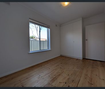 Charming, Renovated and Homely. - Photo 3