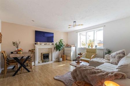 O'leary Drive, Cardiff Bay, Cardiff, CF11 - Photo 2