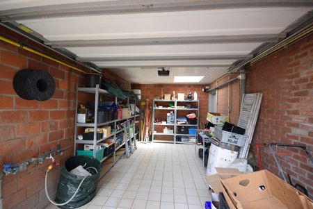 HALFOPEN WONING MET 3 SLAAPKAMERS EN AANGENAME TUIN - Photo 3