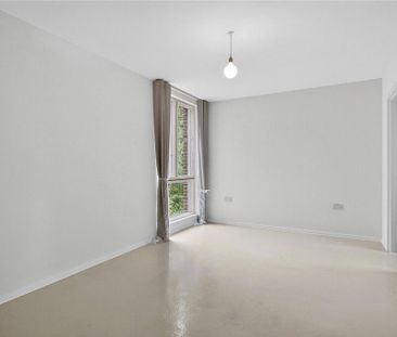 3 bedroom penthouse to rent - Photo 6