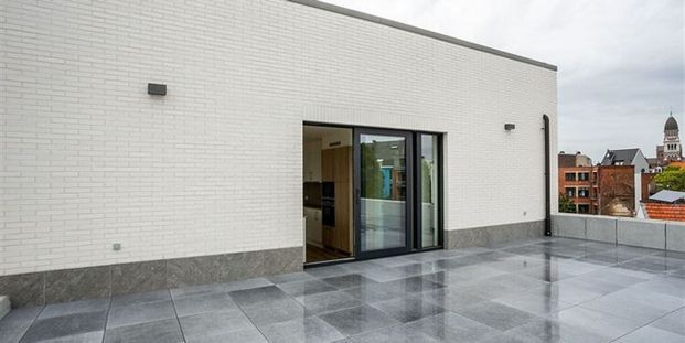 Appartement te huur in Antwerpen voor € 1.325 met 2 slaapkamers - Foto 1