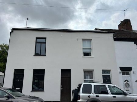 2 bedroom terraced house to rent - Photo 3