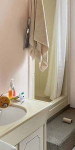 Charming Studio in the Heart of Newtown - Photo 3