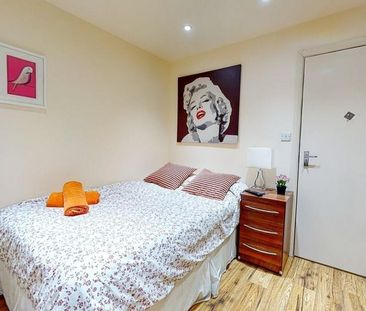 Studio to rent - Photo 5