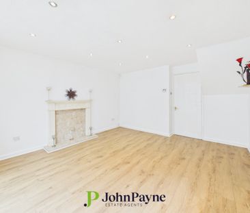 Whitebeam Close, Tile Hill, Coventry, CV4 9UL - Photo 2