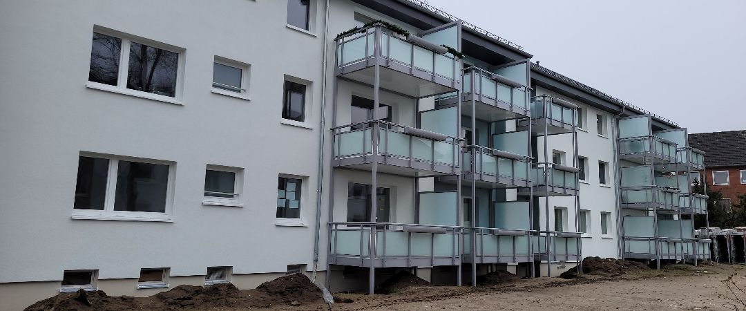 Gepflegte, helle 2,5-Zimmer-Wohnung mit großzügigem Balkon - 25335 Elmshorn - Photo 1