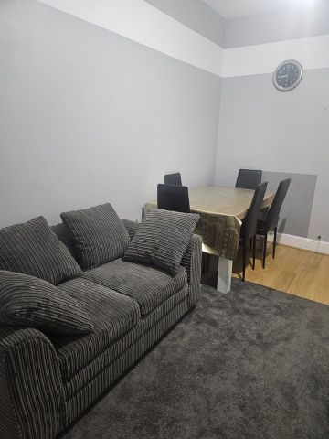 Room in a Shared House, Hatfield Road, B19 - Photo 2