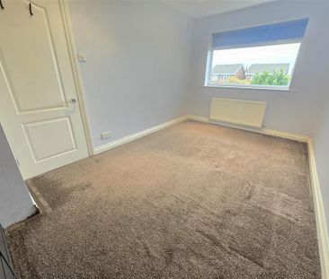 3 bedroom detached house to rent - Photo 3