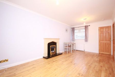 2 bedroom terraced house to rent - Photo 2