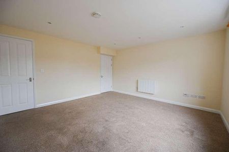 Sturges Road, Newman House, PO21 - Photo 4