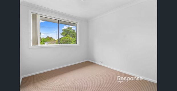 Spacious 5-bedroom home in the heart of PENRITH! - Photo 1