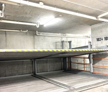 Modern One-Bedroom Apartment in South Yarra - Photo 5