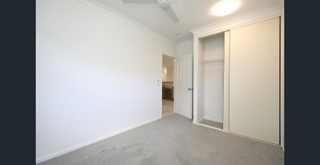 Beautifully Refurbished Family Home – Available Now! - Photo 4