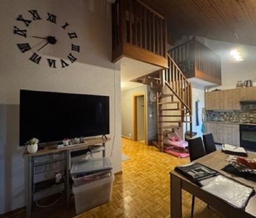 Appartement de 2.5 pièces mansardé au duplex au 3ème étage - Photo 2