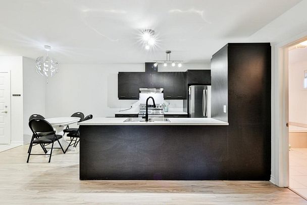 Appartement à louer - Deux-Montagnes (Sud) - Photo 1