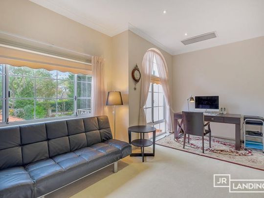 Exceptional Opportunity on Wahroonga’s Prestigious Halcyon Avenue - Photo 1