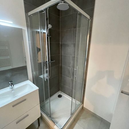 Location Appartement 2 pièces 41m² - Photo 3