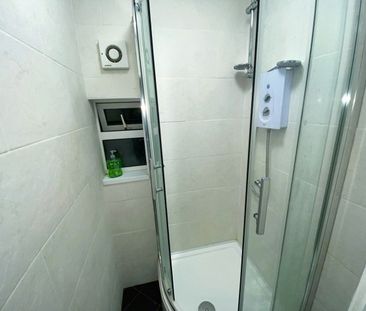 Room in a Shared House, Walsall Road, B42 - Photo 6