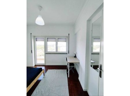 Praceta Gomercindo Carvalho, Almada, Setúbal Municipality 2805-155 - Photo 2