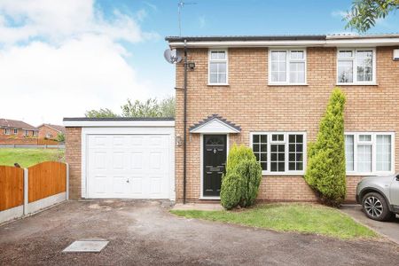 2 bedroom semi-detached house to rent - Photo 4