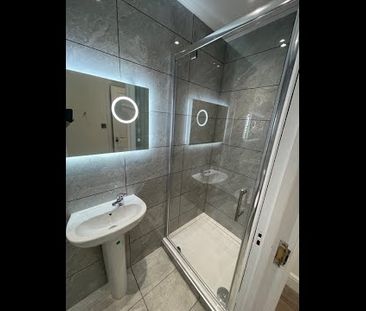 2 Bed Flat, Wembley Hill Road, HA9 - Photo 4