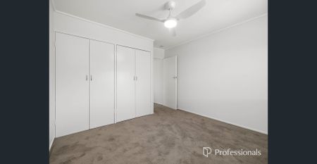 Neat & Tidy Unit in a Prime Everton Park Location - Photo 5