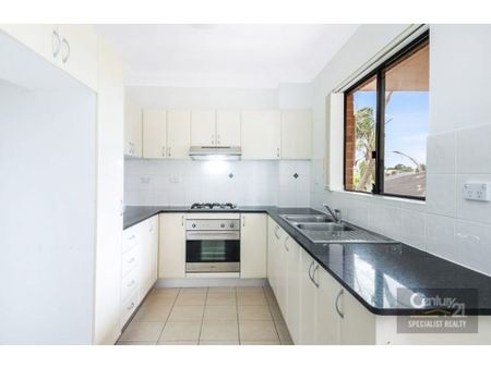 Spacious&comma; Tranquil Apartment in Bexley - Photo 3