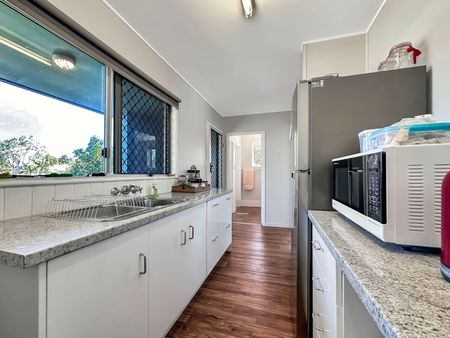 TWO BEDROOM UNIT IN SOUTH MACKAY - Photo 4
