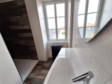 Location Appartement 3 pièces 71m² LES SABLES D OLONNE 85100 - Photo 5