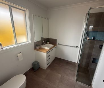 Modern Family Living in Popular Kialla Location - Photo 6