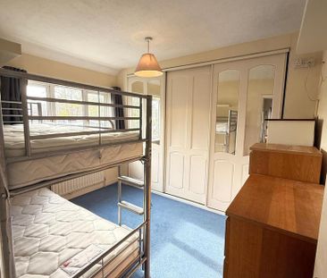 3 bedroom semi-detached house to rent - Photo 5