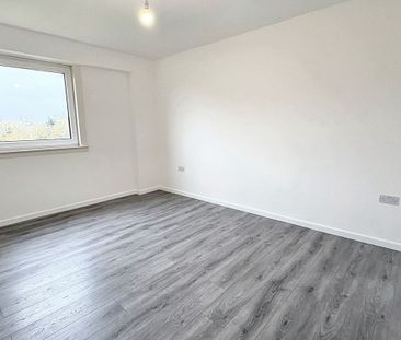 2 Bed Flat, Keal Avenue, G15 - Photo 3