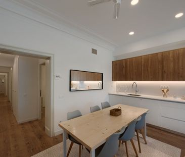 Carrer de Balmes, Barcelona, Catalonia 08006 - Photo 2