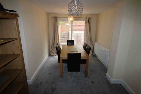 Price £1,895 pcm - Available Now - Part Furnished - Photo 4