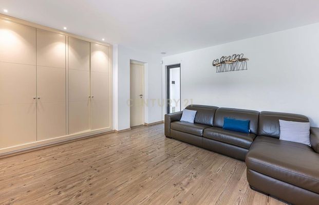 Estepona, Andalusia - Photo 1