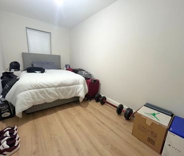 301 College Court Central, Belfast BT1 6BF - Photo 3