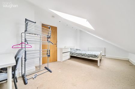 4 bedroom house to rent - Photo 3