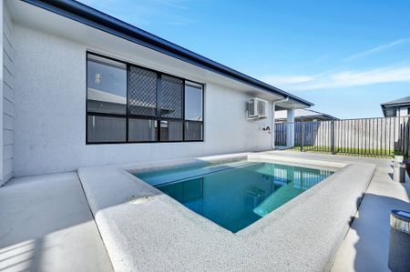 9 Clementine Street, Mount Low QLD 4818 - House For Rent | Domain - Photo 5