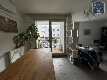 Appartement à louer 4 pièces 79.48m² - Photo 2