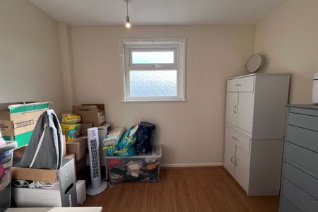 Eastfields - Photo 5